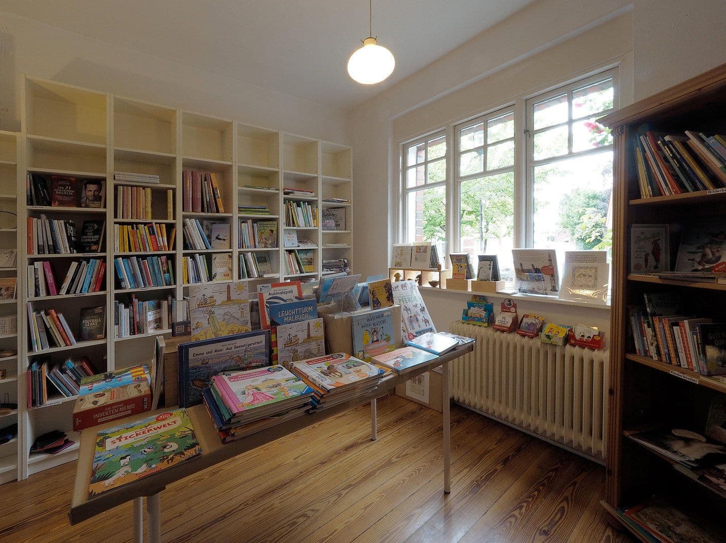 Predaj domu 196 m², pozemok 452 m², Kirchhofstrasse 7, Freiburg (Elbe), Dolné Sasko Predaj domu 196 m², pozemok 452 m², Kirchhofstrasse 7, Freiburg (Elbe), Dolné Sasko