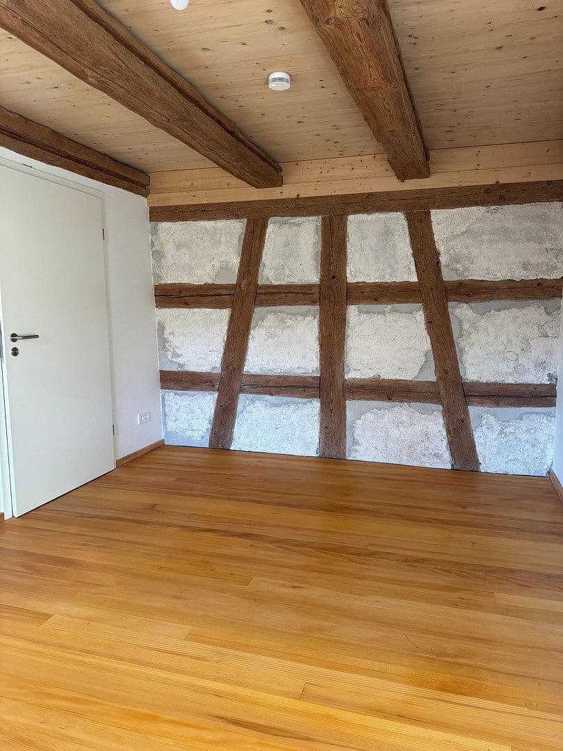 Prenájom bytu 3-izbový 137 m², Sommergasse 16, Bräunlingen, Bádensko-Wurttembersko Prenájom bytu 3-izbový 137 m², Sommergasse 16, Bräunlingen, Bádensko-Wurttembersko