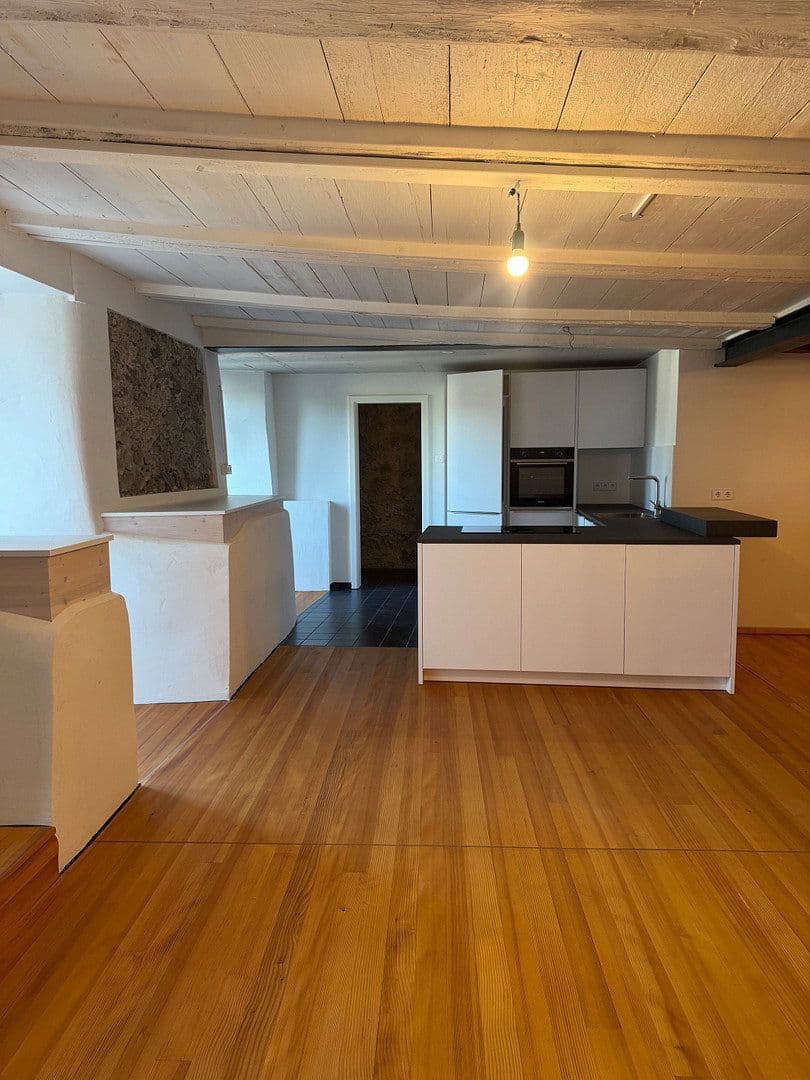 Prenájom bytu 3-izbový 137 m², Sommergasse 16, Bräunlingen, Bádensko-Wurttembersko Prenájom bytu 3-izbový 137 m², Sommergasse 16, Bräunlingen, Bádensko-Wurttembersko