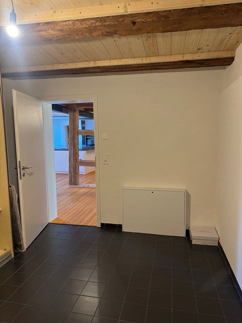 Prenájom bytu 3-izbový 137 m², Sommergasse 16, Bräunlingen, Bádensko-Wurttembersko Prenájom bytu 3-izbový 137 m², Sommergasse 16, Bräunlingen, Bádensko-Wurttembersko