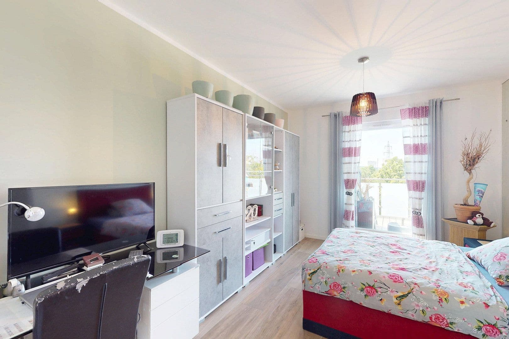 Predaj bytu 4-izbový 136 m², Birminghamstraße 115, Frankfurt am Main, Hesensko Predaj bytu 4-izbový 136 m², Birminghamstraße 115, Frankfurt am Main, Hesensko