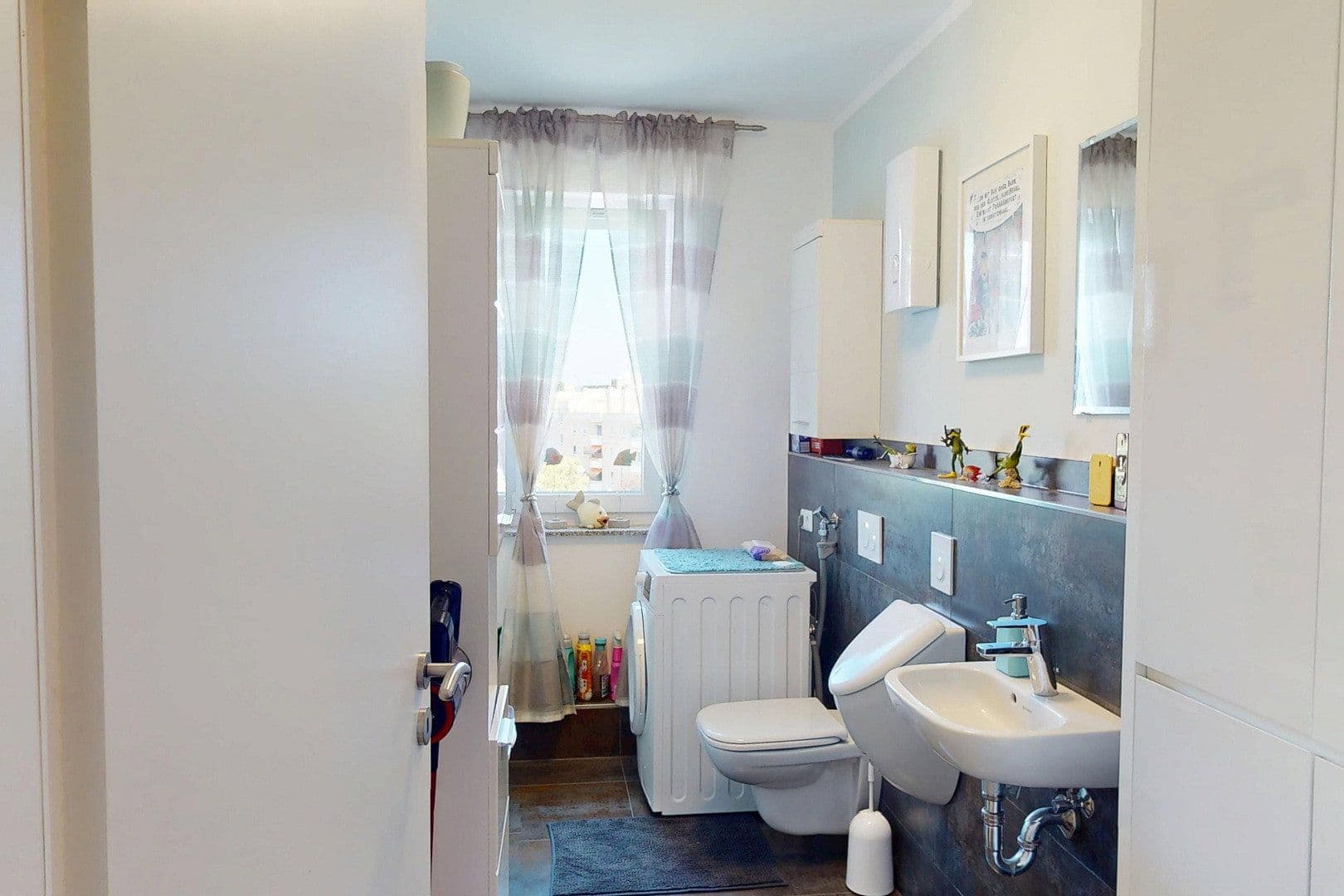 Predaj bytu 4-izbový 136 m², Birminghamstraße 115, Frankfurt am Main, Hesensko Predaj bytu 4-izbový 136 m², Birminghamstraße 115, Frankfurt am Main, Hesensko