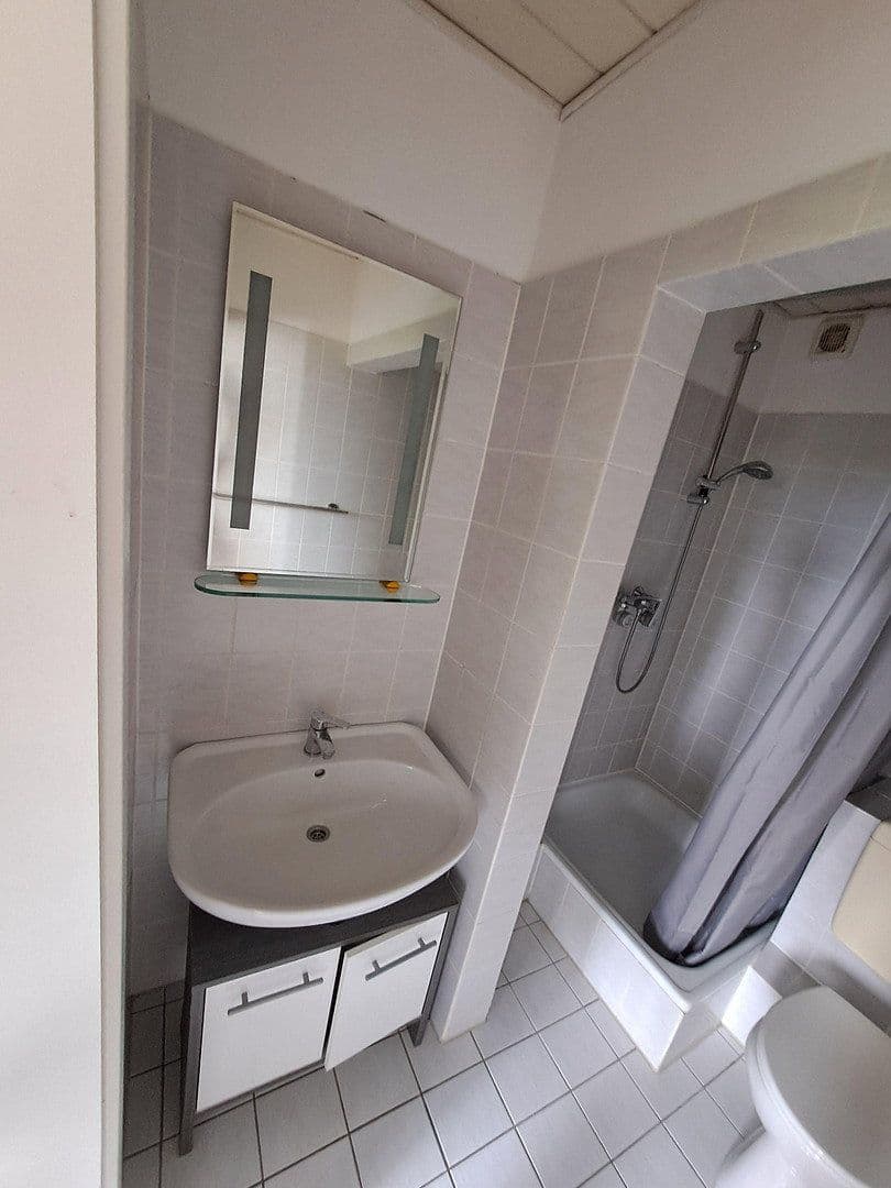 Prenájom bytu 1-izbový 29 m², Menden (Sauerland), Severné Porýnie - Westfálsko Prenájom bytu 1-izbový 29 m², Menden (Sauerland), Severné Porýnie - Westfálsko