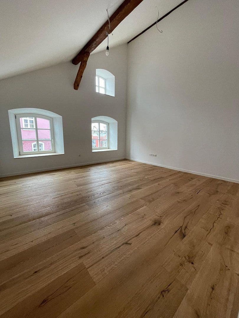 Prenájom domu 130 m², pozemok 150 m², Ringweg 1, Hemau, Bavorsko Prenájom domu 130 m², pozemok 150 m², Ringweg 1, Hemau, Bavorsko