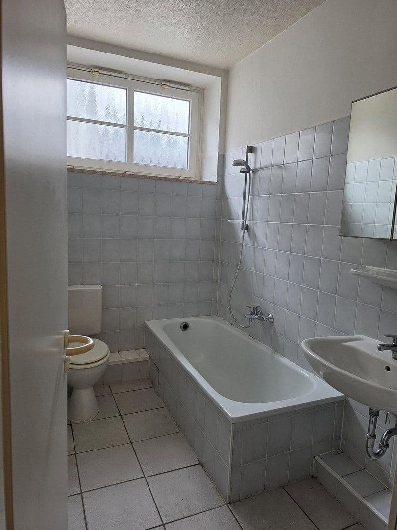 Prenájom bytu 3-izbový 80 m², Neumünster, Šlezvicko-Holštajnsko Prenájom bytu 3-izbový 80 m², Neumünster, Šlezvicko-Holštajnsko