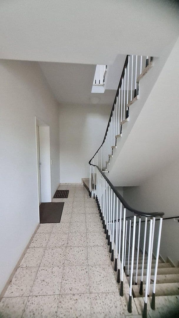 Prenájom bytu 3-izbový 80 m², Neumünster, Šlezvicko-Holštajnsko Prenájom bytu 3-izbový 80 m², Neumünster, Šlezvicko-Holštajnsko