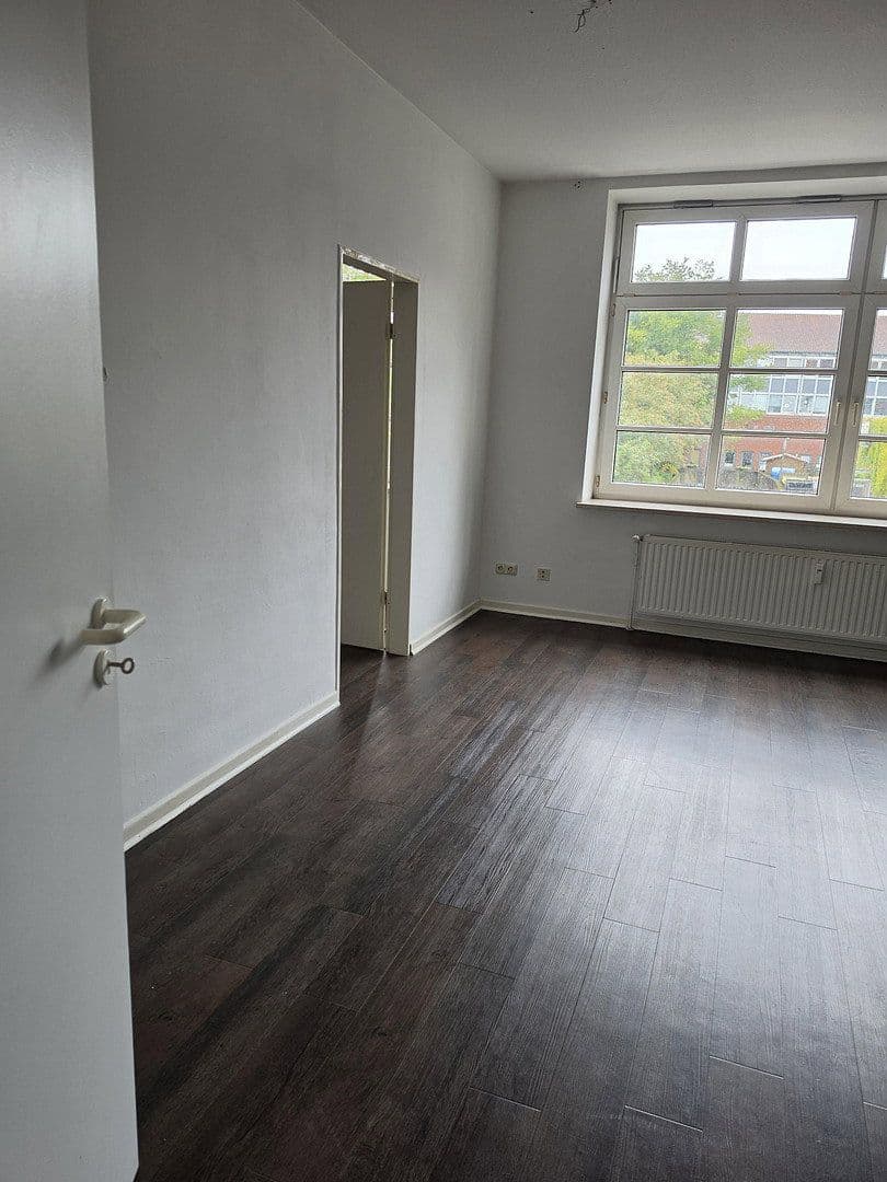 Prenájom bytu 3-izbový 80 m², Neumünster, Šlezvicko-Holštajnsko Prenájom bytu 3-izbový 80 m², Neumünster, Šlezvicko-Holštajnsko
