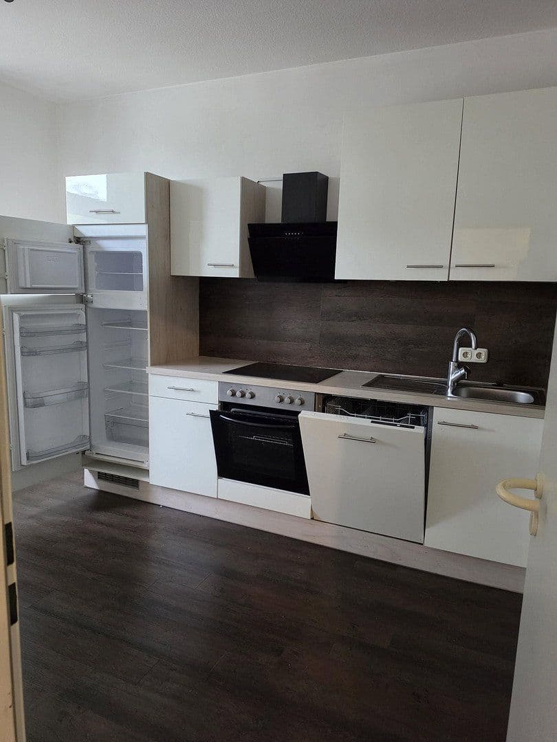 Prenájom bytu 3-izbový 80 m², Neumünster, Šlezvicko-Holštajnsko Prenájom bytu 3-izbový 80 m², Neumünster, Šlezvicko-Holštajnsko