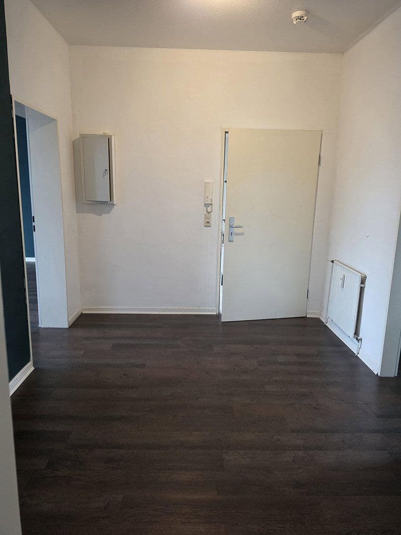 Prenájom bytu 3-izbový 80 m², Neumünster, Šlezvicko-Holštajnsko Prenájom bytu 3-izbový 80 m², Neumünster, Šlezvicko-Holštajnsko