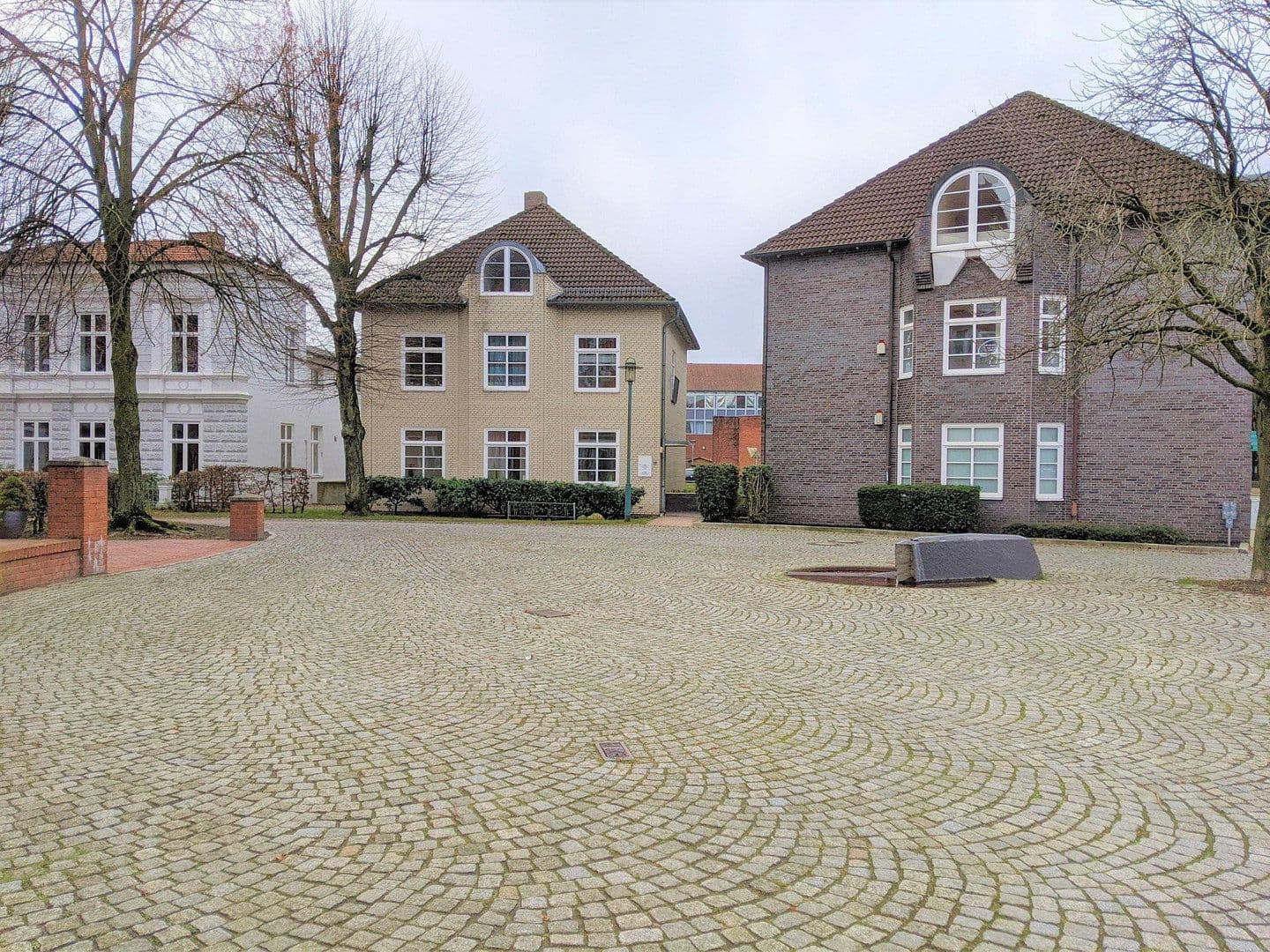 Prenájom bytu 3-izbový 80 m², Neumünster, Šlezvicko-Holštajnsko Prenájom bytu 3-izbový 80 m², Neumünster, Šlezvicko-Holštajnsko