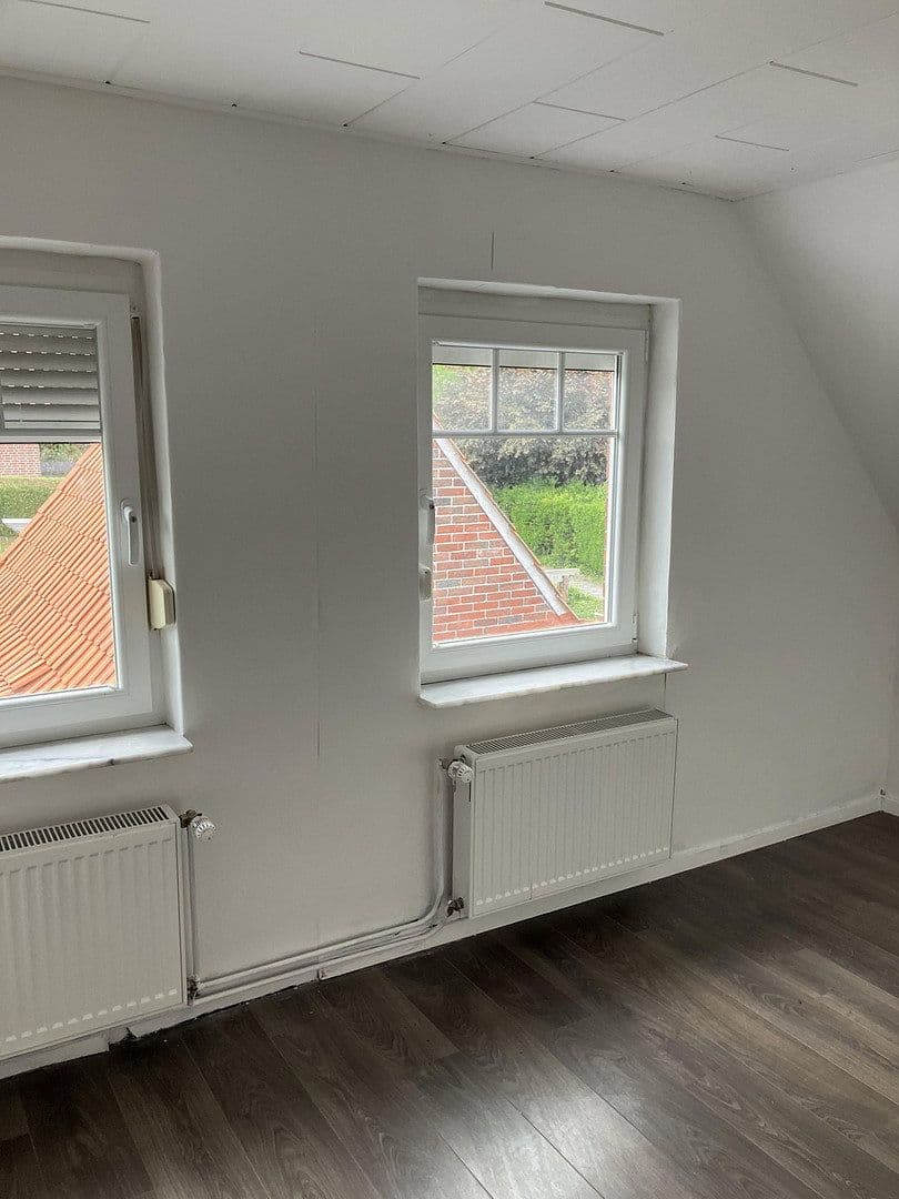 Predaj domu 108 m², pozemok 822 m², Weener, Dolné Sasko Predaj domu 108 m², pozemok 822 m², Weener, Dolné Sasko