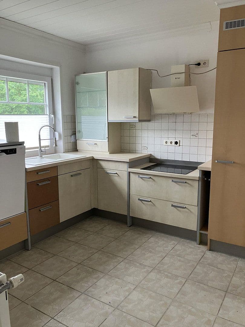 Predaj domu 108 m², pozemok 822 m², Weener, Dolné Sasko Predaj domu 108 m², pozemok 822 m², Weener, Dolné Sasko
