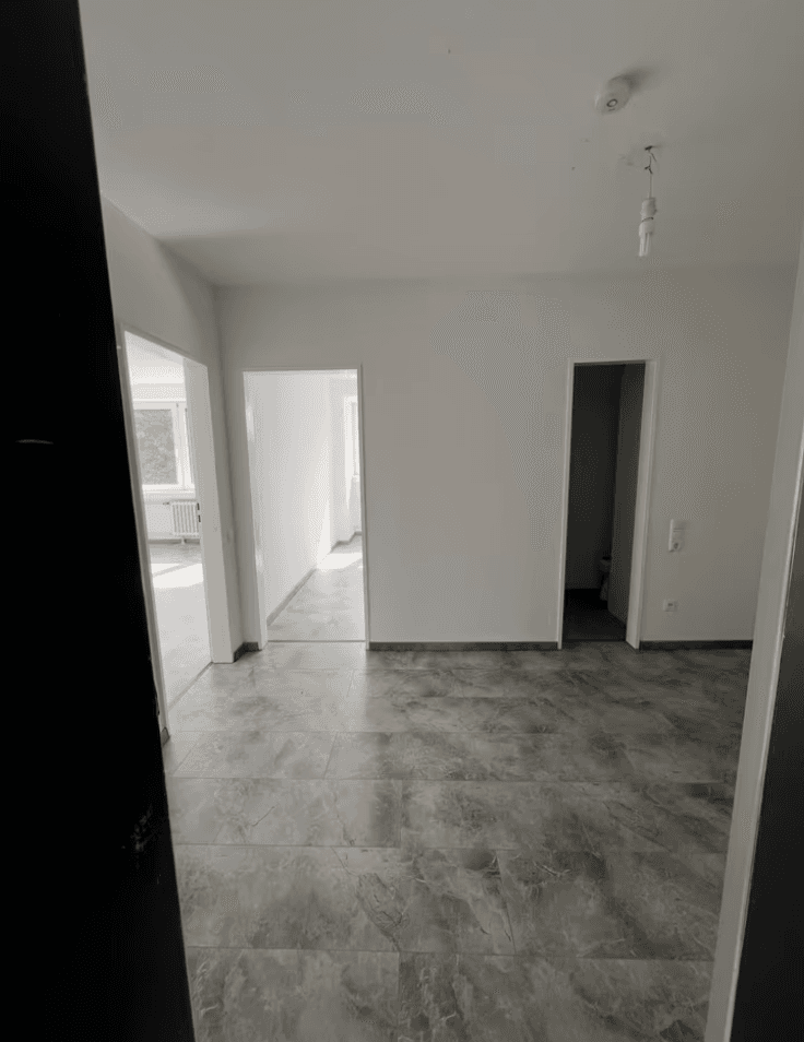 Prenájom bytu 3-izbový 96 m², Hochemmericher Str. 29, Duisburg, Severné Porýnie - Westfálsko Prenájom bytu 3-izbový 96 m², Hochemmericher Str. 29, Duisburg, Severné Porýnie - Westfálsko