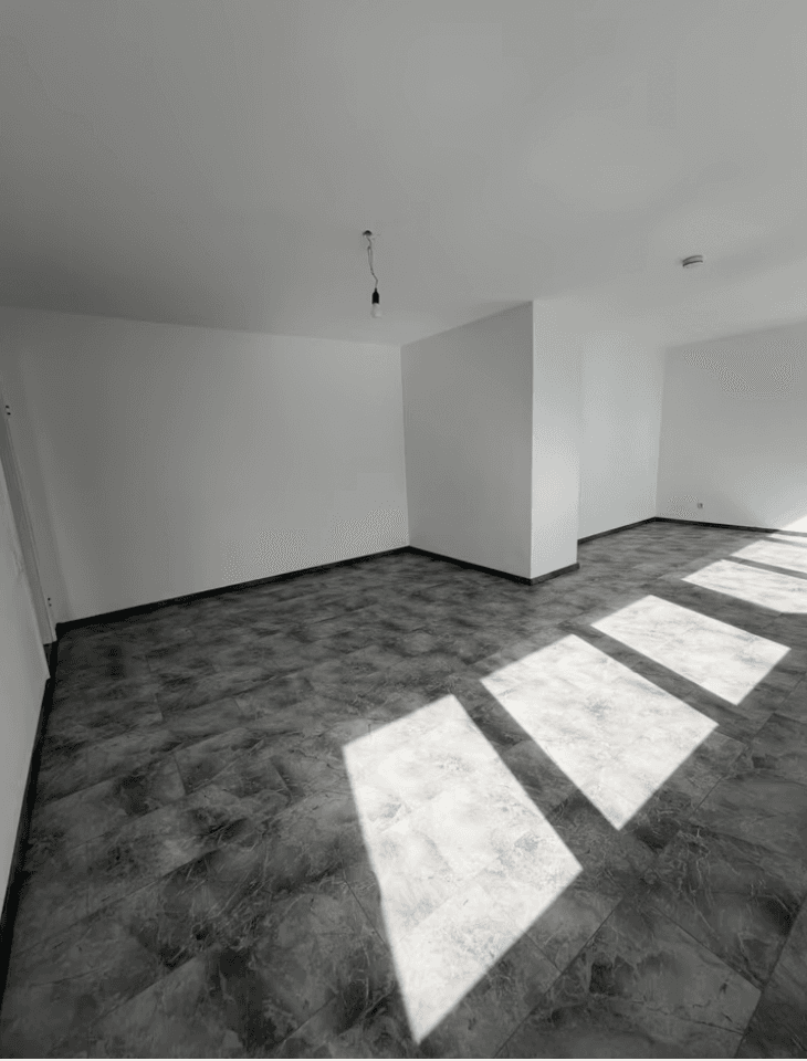 Prenájom bytu 3-izbový 96 m², Hochemmericher Str. 29, Duisburg, Severné Porýnie - Westfálsko Prenájom bytu 3-izbový 96 m², Hochemmericher Str. 29, Duisburg, Severné Porýnie - Westfálsko