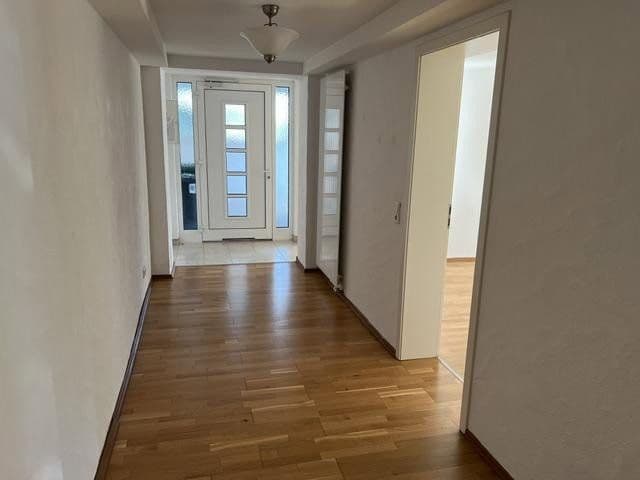 Prenájom bytu 3-izbový 102 m², Mörlenbach, Hesensko Prenájom bytu 3-izbový 102 m², Mörlenbach, Hesensko