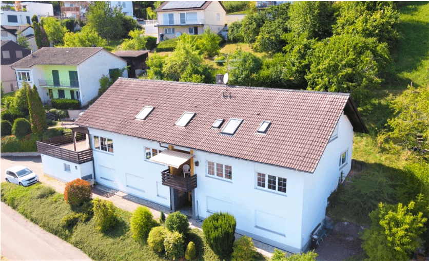 Prenájom bytu 4-izbový 93 m², Lingertstraße 18, Lörrach, Bádensko-Wurttembersko Prenájom bytu 4-izbový 93 m², Lingertstraße 18, Lörrach, Bádensko-Wurttembersko