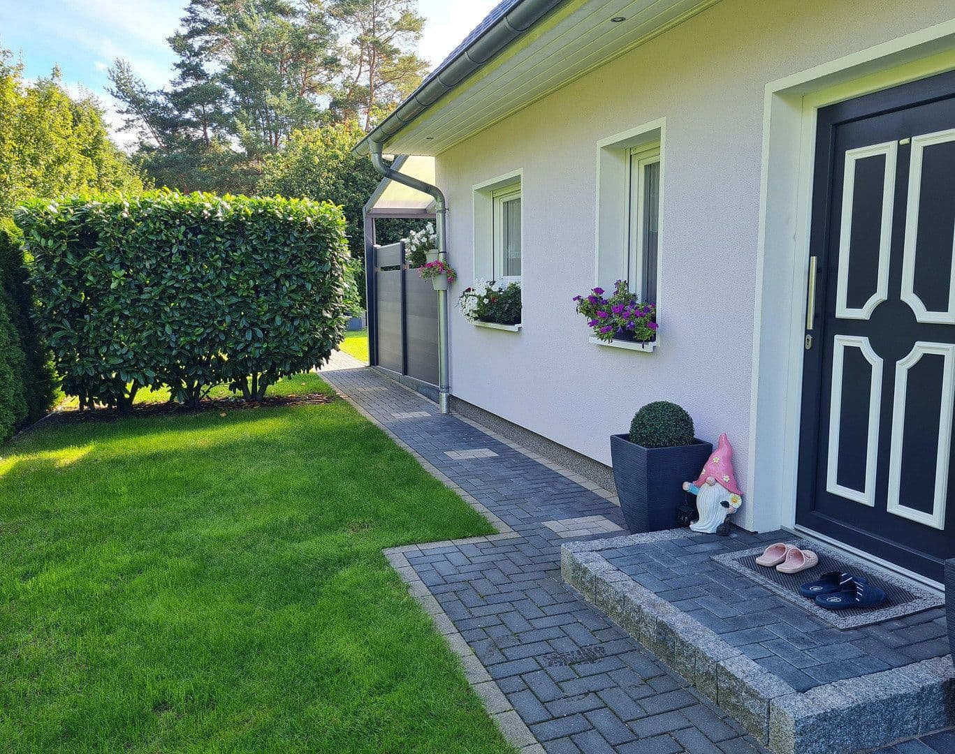 Predaj domu 110 m², pozemok 547 m², Rehfelde, Brandenbursko Predaj domu 110 m², pozemok 547 m², Rehfelde, Brandenbursko