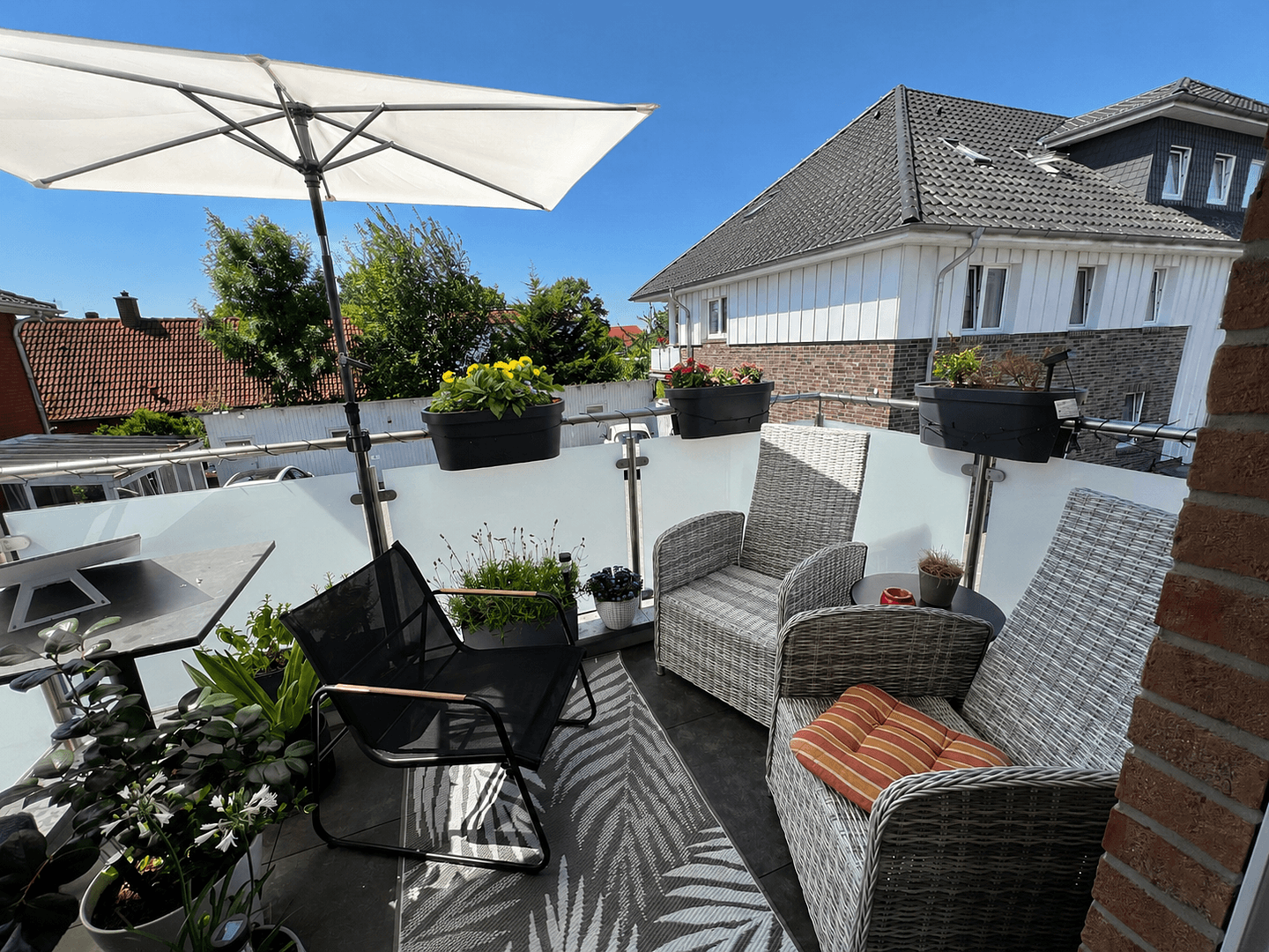 Prenájom bytu 4-izbový 88 m², Dinklage, Dolné Sasko Prenájom bytu 4-izbový 88 m², Dinklage, Dolné Sasko