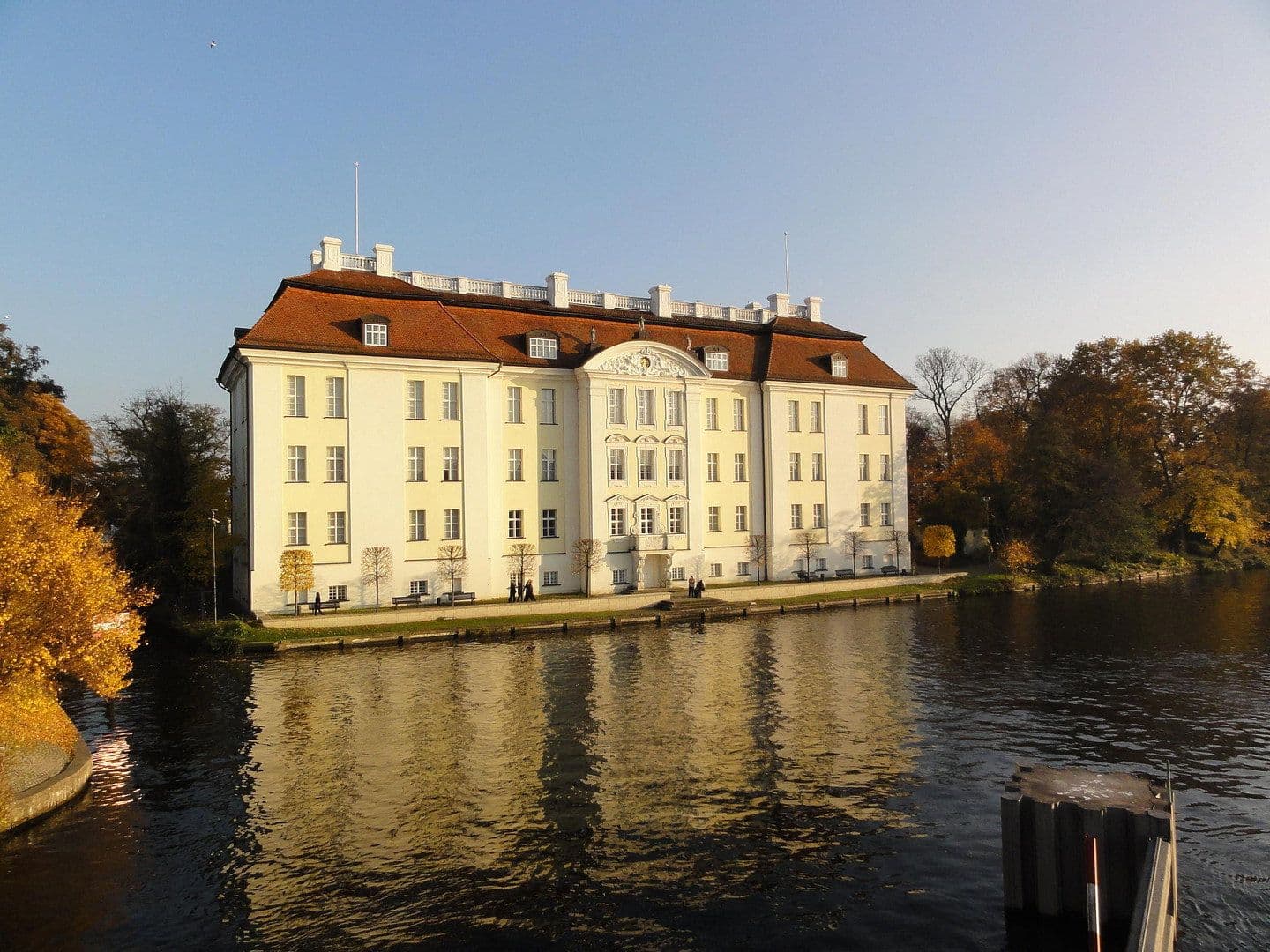 Prenájom bytu 2-izbový 61 m², Zum Langen See 38, Berlin, Berlín Prenájom bytu 2-izbový 61 m², Zum Langen See 38, Berlin, Berlín
