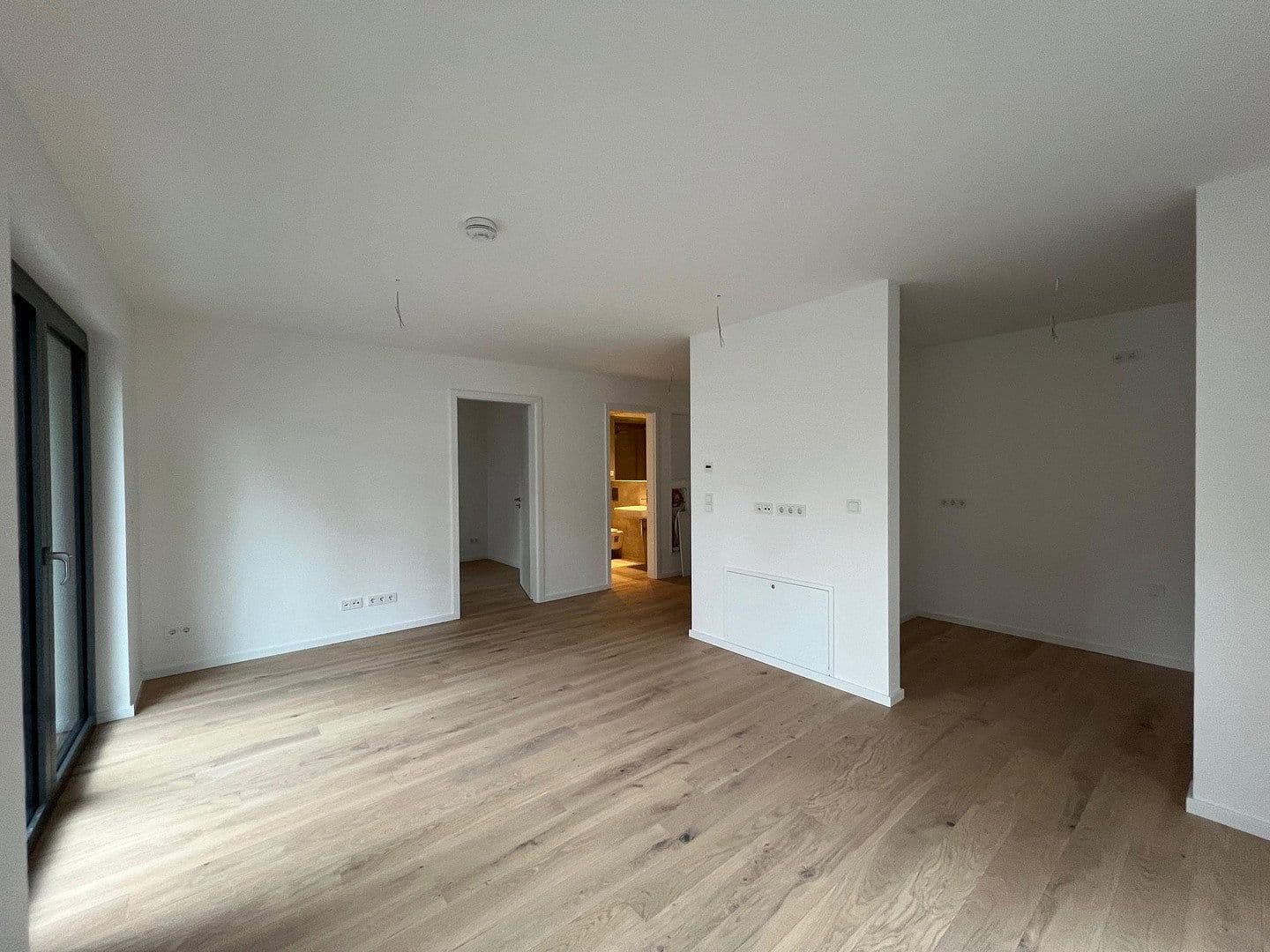 Prenájom bytu 2-izbový 61 m², Zum Langen See 38, Berlin, Berlín Prenájom bytu 2-izbový 61 m², Zum Langen See 38, Berlin, Berlín
