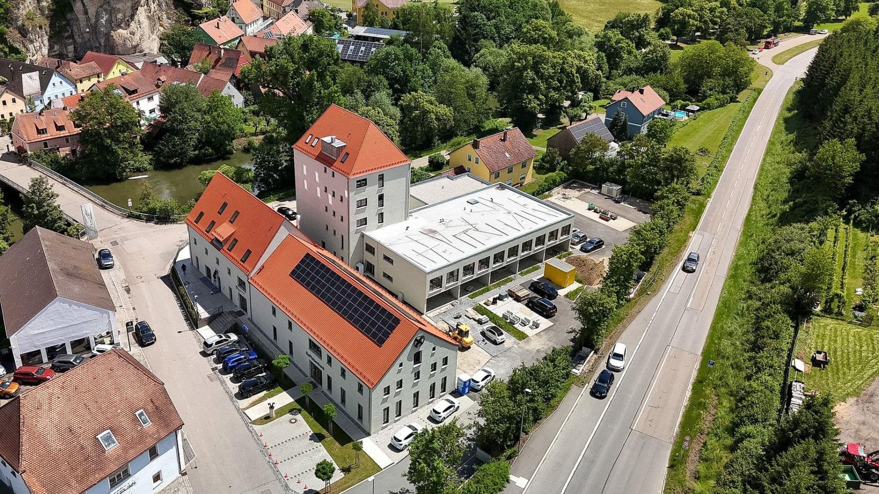 Prenájom domu 160 m², pozemok 80 m², Dinauer Straße 1, Kallmünz, Bavorsko Prenájom domu 160 m², pozemok 80 m², Dinauer Straße 1, Kallmünz, Bavorsko