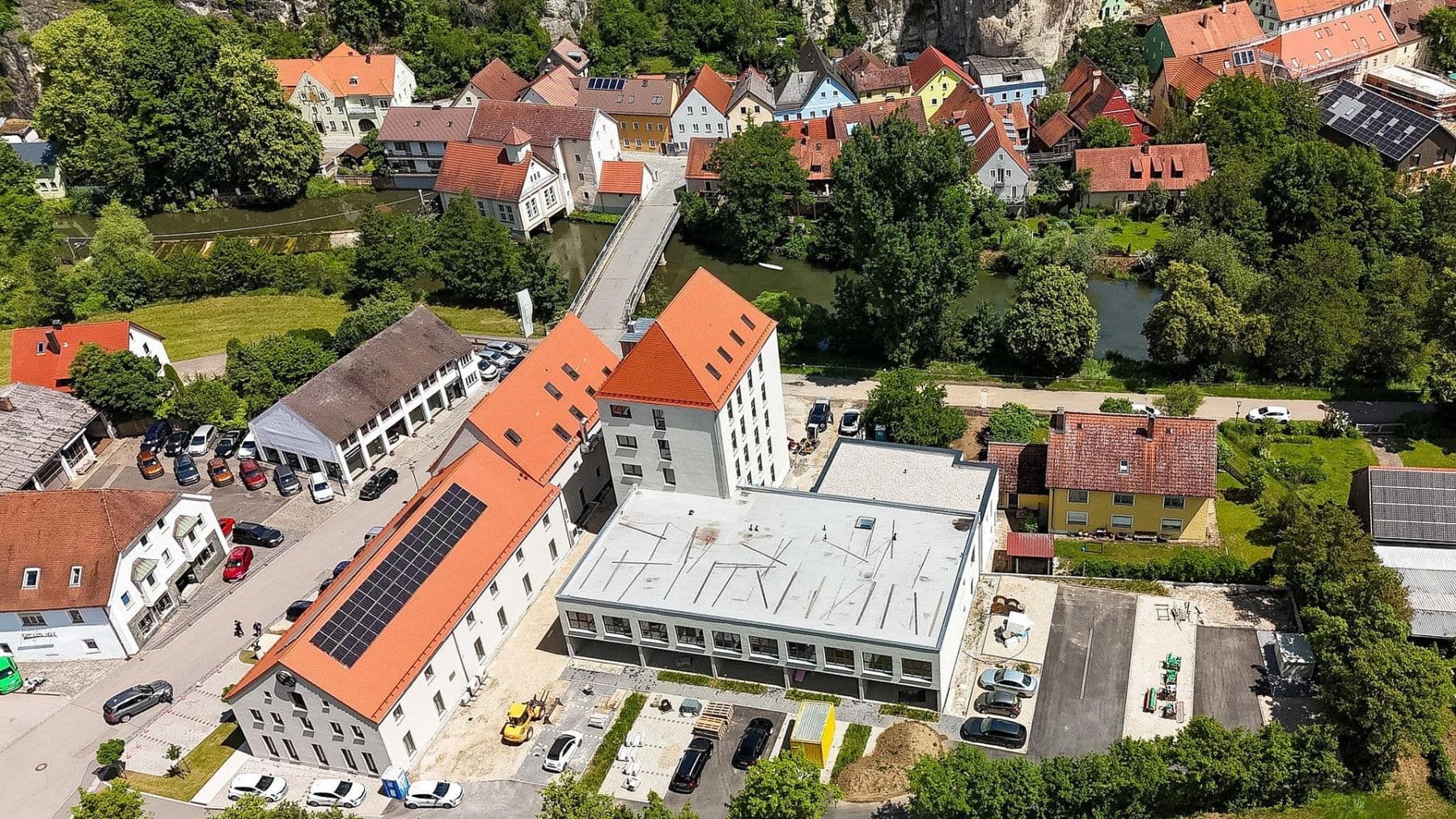 Prenájom domu 160 m², pozemok 80 m², Dinauer Straße 1, Kallmünz, Bavorsko Prenájom domu 160 m², pozemok 80 m², Dinauer Straße 1, Kallmünz, Bavorsko
