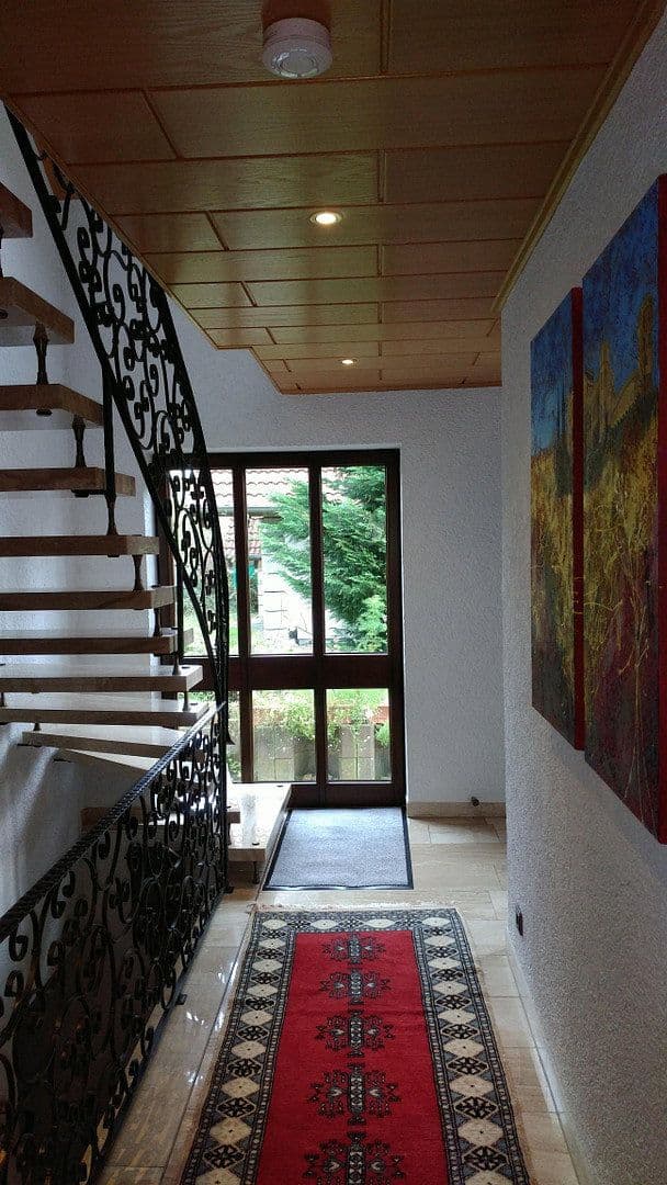 Predaj bytu 3-izbový 118 m², Ramstein-Miesenbach, Porýnie-Falcko Predaj bytu 3-izbový 118 m², Ramstein-Miesenbach, Porýnie-Falcko