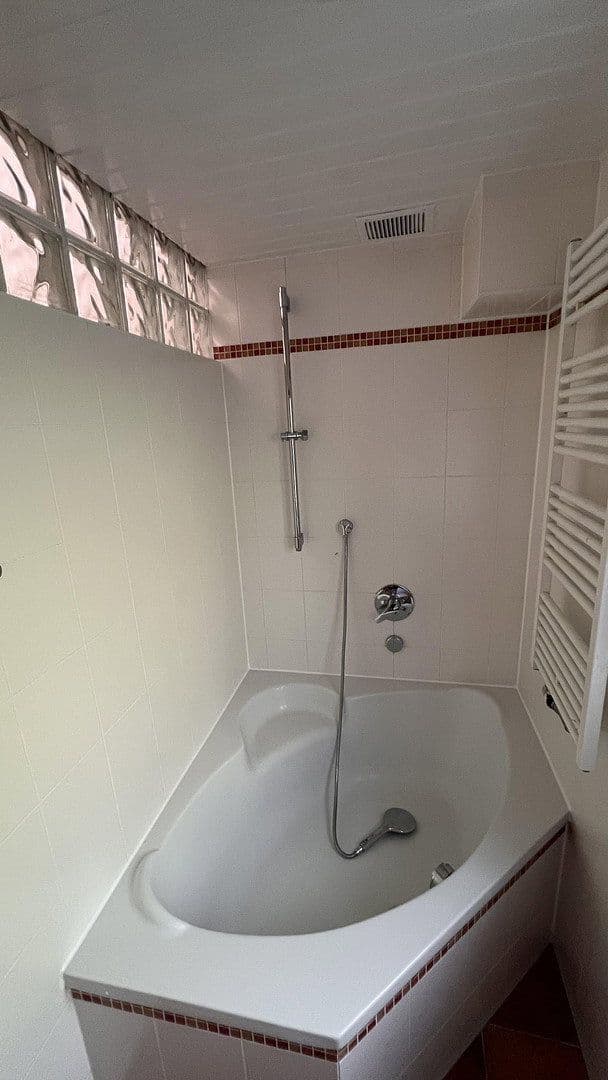 Predaj domu 132 m², pozemok 180 m², München-Ramersdorf, Bavorsko Predaj domu 132 m², pozemok 180 m², München-Ramersdorf, Bavorsko
