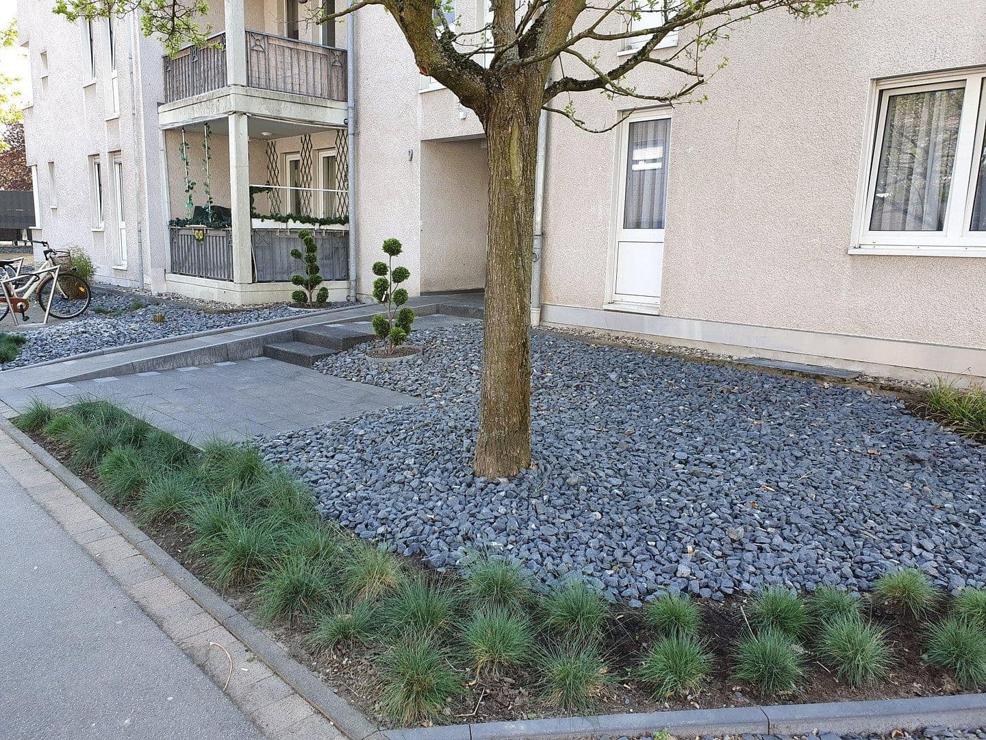 Prenájom bytu 3-izbový 80 m², Markusstr. 9, Niederkassel, Severné Porýnie - Westfálsko Prenájom bytu 3-izbový 80 m², Markusstr. 9, Niederkassel, Severné Porýnie - Westfálsko