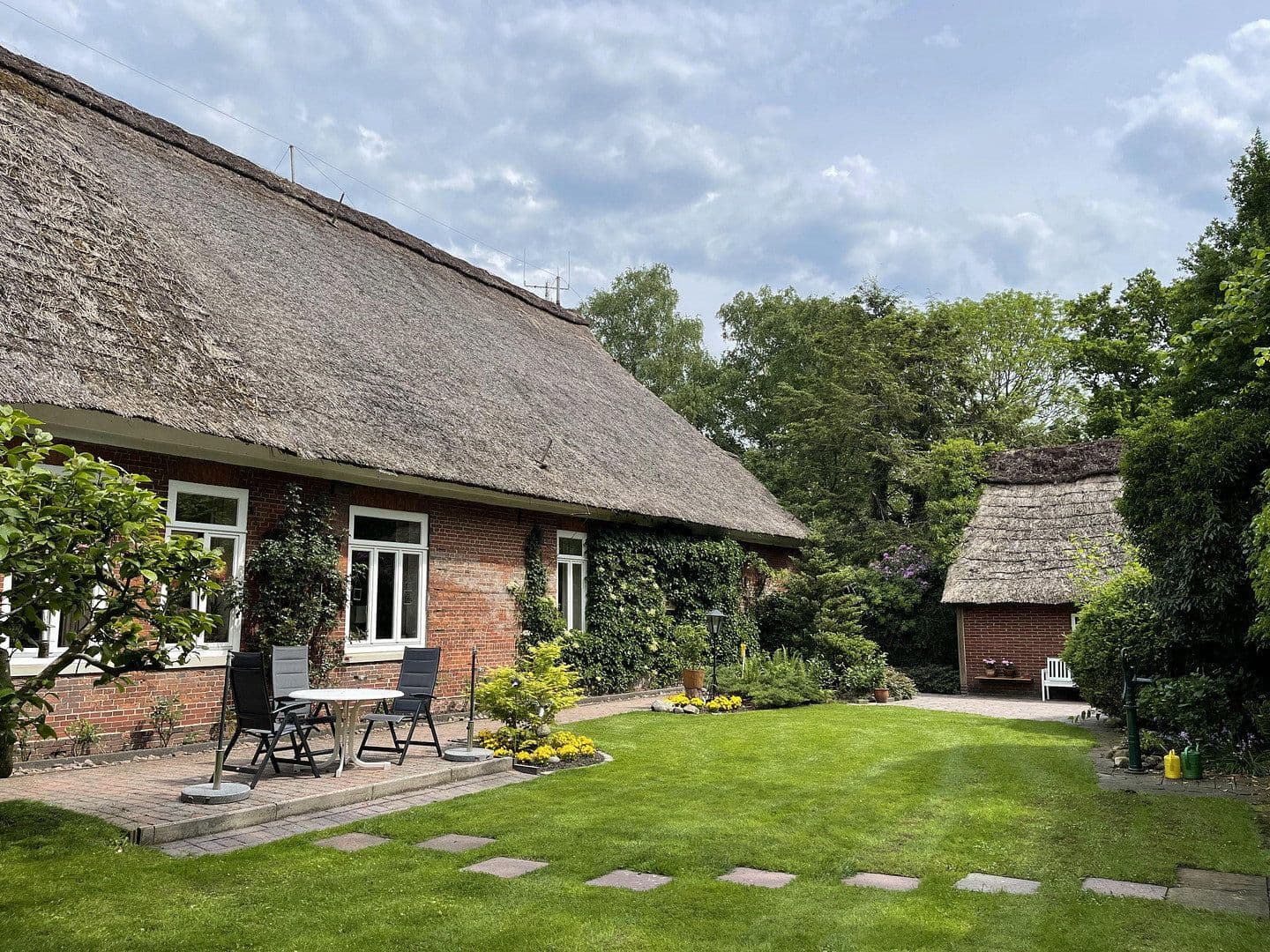 Predaj domu 350 m², pozemok 6.000 m², Hagen im Bremischen, Dolné Sasko Predaj domu 350 m², pozemok 6.000 m², Hagen im Bremischen, Dolné Sasko