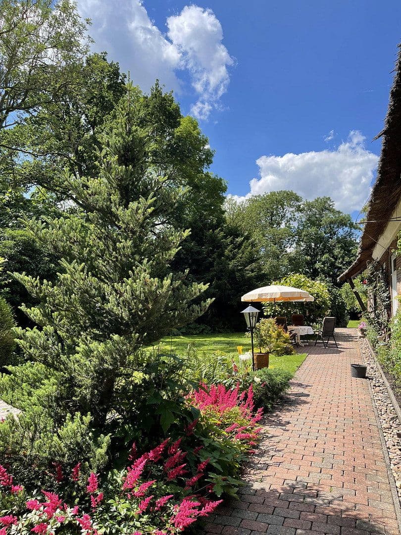 Predaj domu 350 m², pozemok 6.000 m², Hagen im Bremischen, Dolné Sasko Predaj domu 350 m², pozemok 6.000 m², Hagen im Bremischen, Dolné Sasko