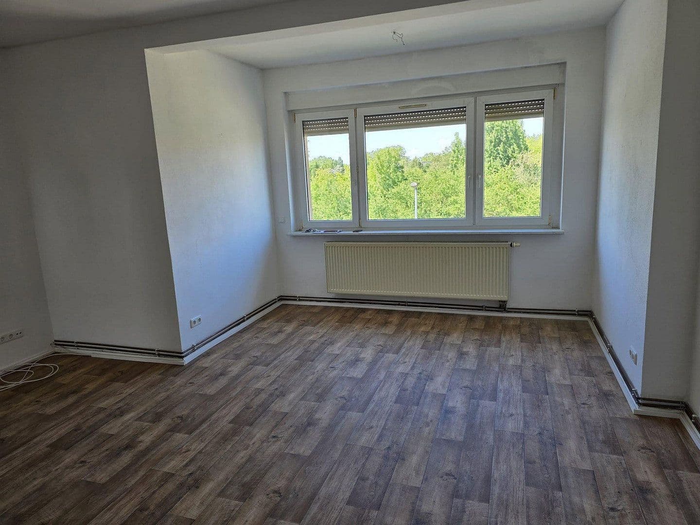 Prenájom bytu 3-izbový 86 m², Mitschurinstr. 5, Bitterfeld-Wolfen, Sasko-Anhaltsko Prenájom bytu 3-izbový 86 m², Mitschurinstr. 5, Bitterfeld-Wolfen, Sasko-Anhaltsko