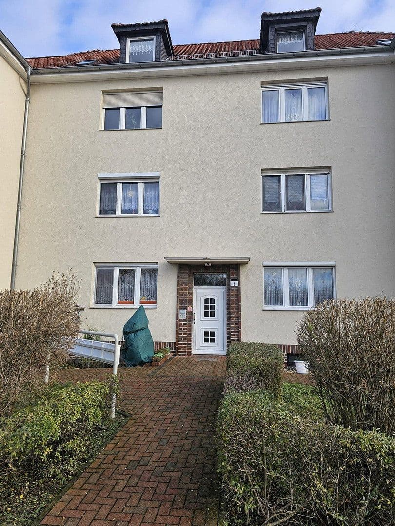 Prenájom bytu 3-izbový 86 m², Mitschurinstr. 5, Bitterfeld-Wolfen, Sasko-Anhaltsko Prenájom bytu 3-izbový 86 m², Mitschurinstr. 5, Bitterfeld-Wolfen, Sasko-Anhaltsko