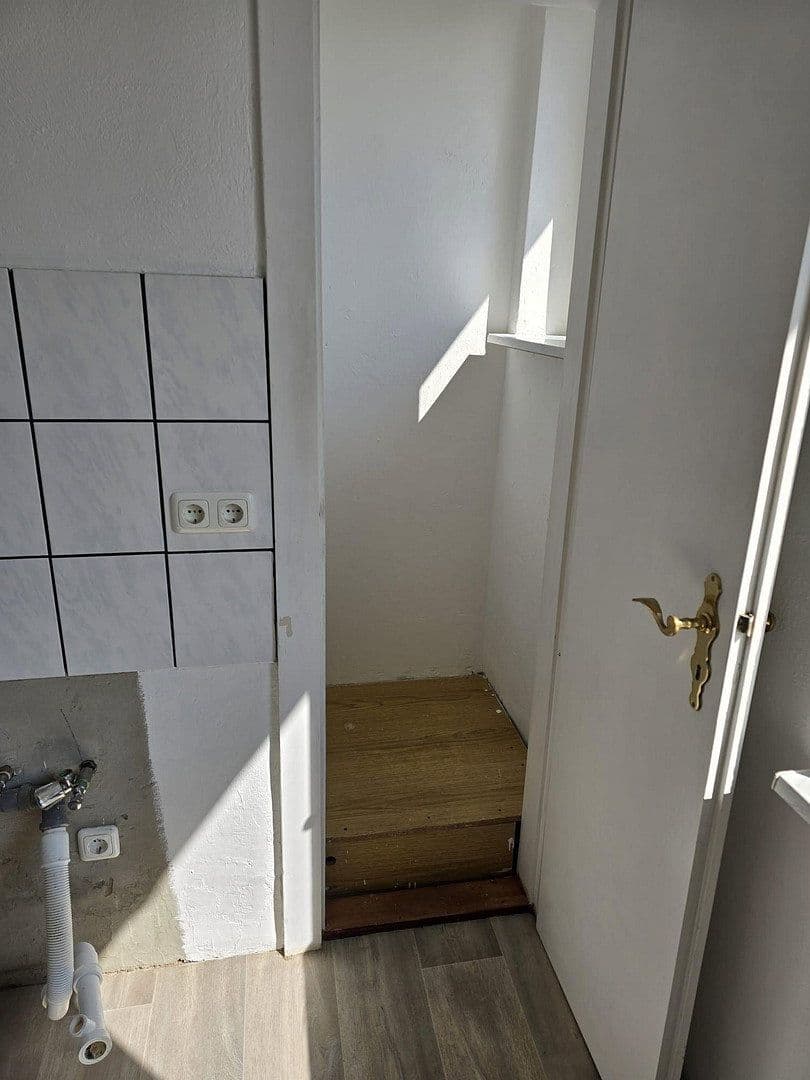 Prenájom bytu 3-izbový 86 m², Mitschurinstr. 5, Bitterfeld-Wolfen, Sasko-Anhaltsko Prenájom bytu 3-izbový 86 m², Mitschurinstr. 5, Bitterfeld-Wolfen, Sasko-Anhaltsko