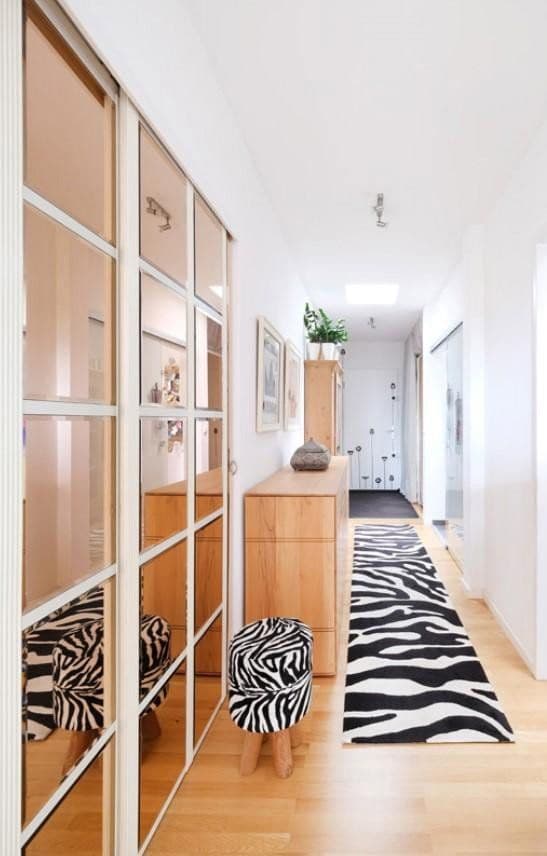 Predaj bytu 2-izbový 98 m², Berlin, Berlín Predaj bytu 2-izbový 98 m², Berlin, Berlín