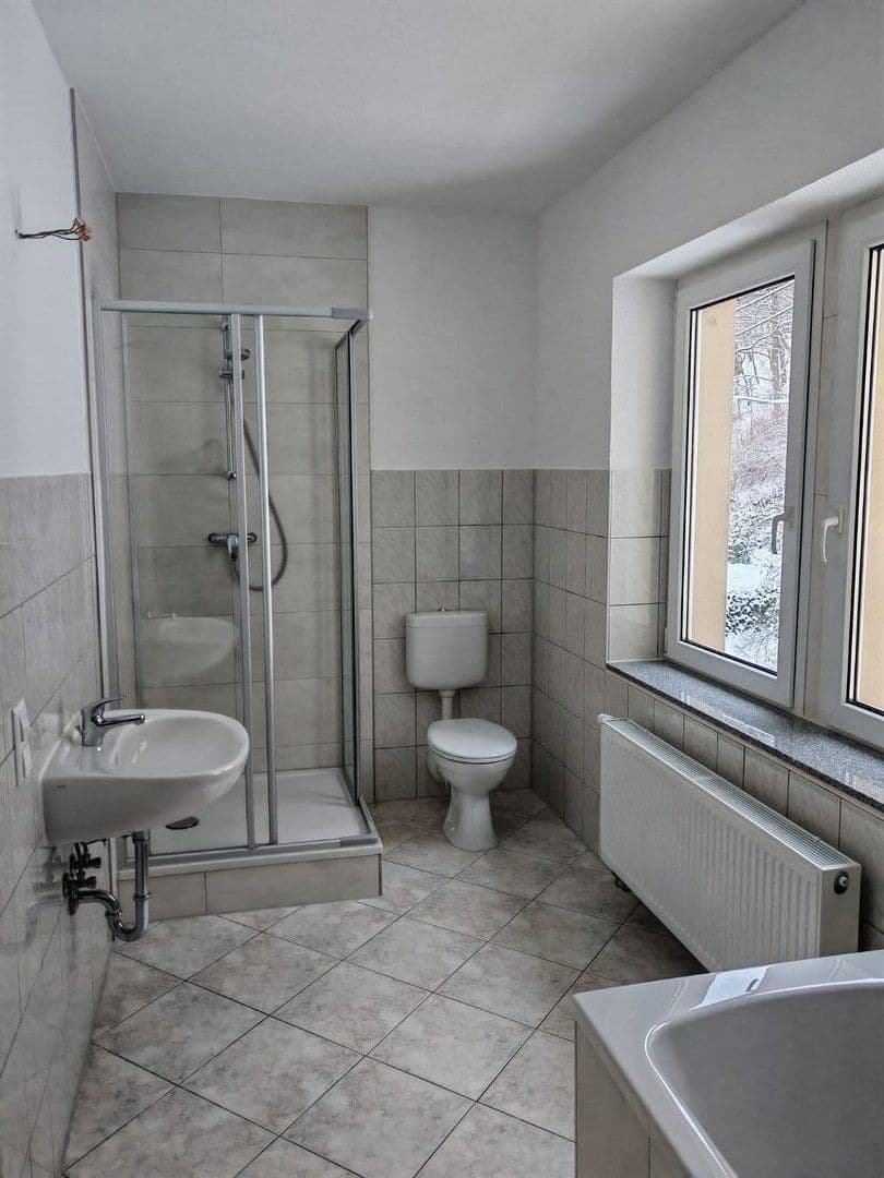 Prenájom bytu 3-izbový 80 m², Lößnitztal 122, Oederan, Sasko Prenájom bytu 3-izbový 80 m², Lößnitztal 122, Oederan, Sasko
