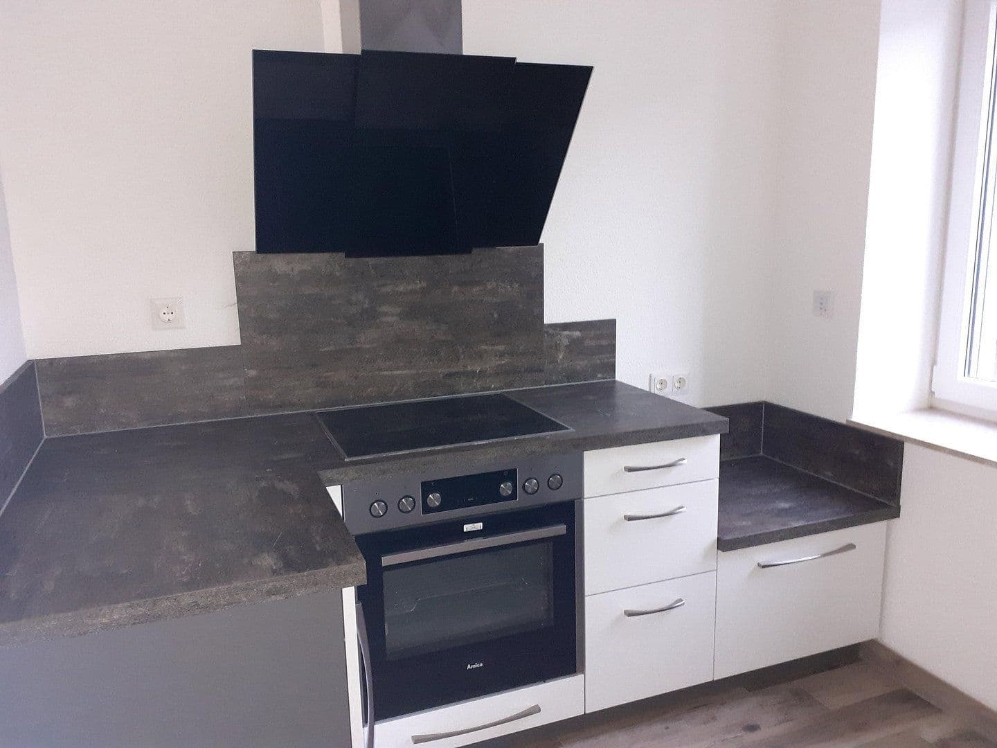 Prenájom bytu 3-izbový 80 m², Lößnitztal 122, Oederan, Sasko Prenájom bytu 3-izbový 80 m², Lößnitztal 122, Oederan, Sasko
