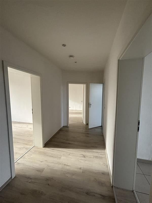 Prenájom bytu 3-izbový 82 m², August-Bebel-Str. 15, Merseburg, Sasko-Anhaltsko Prenájom bytu 3-izbový 82 m², August-Bebel-Str. 15, Merseburg, Sasko-Anhaltsko