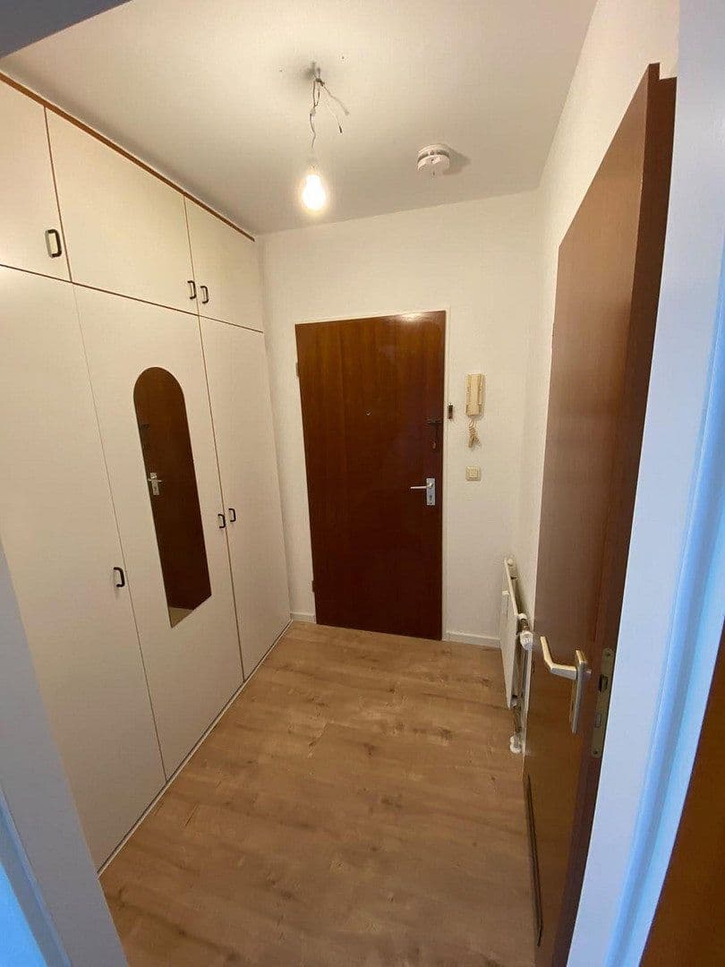 Prenájom bytu 1-izbový 46 m², Lüpertzender Str. 91, Mönchengladbach, Severné Porýnie - Westfálsko Prenájom bytu 1-izbový 46 m², Lüpertzender Str. 91, Mönchengladbach, Severné Porýnie - Westfálsko