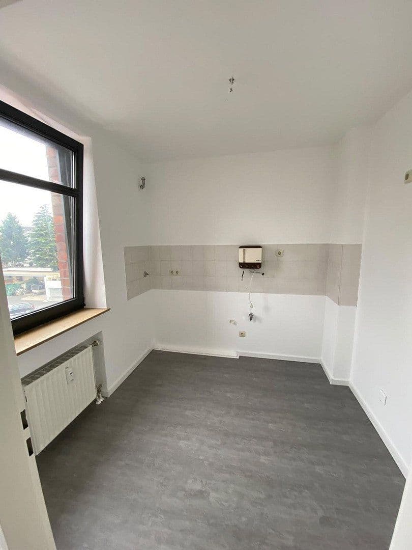Prenájom bytu 1-izbový 46 m², Lüpertzender Str. 91, Mönchengladbach, Severné Porýnie - Westfálsko Prenájom bytu 1-izbový 46 m², Lüpertzender Str. 91, Mönchengladbach, Severné Porýnie - Westfálsko