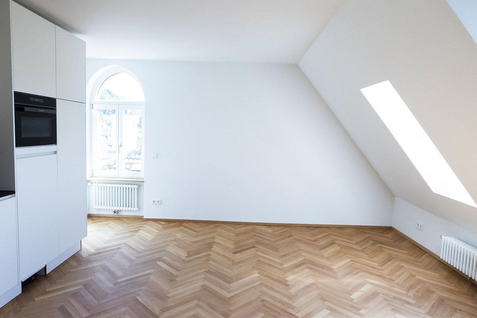 Prenájom bytu 1-izbový 37 m², Eisenbahnstr. 21, Waldshut-Tiengen, Bádensko-Wurttembersko Prenájom bytu 1-izbový 37 m², Eisenbahnstr. 21, Waldshut-Tiengen, Bádensko-Wurttembersko
