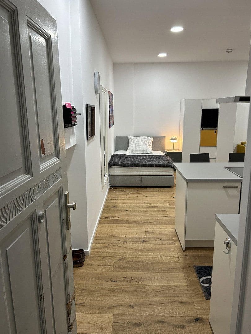 Prenájom bytu 1-izbový 42 m², Pettenkoferstrasse 5, Berlin, Berlín Prenájom bytu 1-izbový 42 m², Pettenkoferstrasse 5, Berlin, Berlín