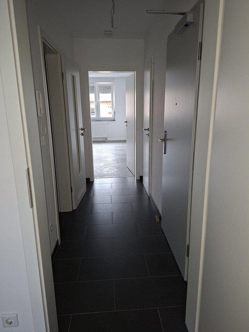Prenájom bytu 2-izbový 55 m², Darmstadt, Hesensko Prenájom bytu 2-izbový 55 m², Darmstadt, Hesensko
