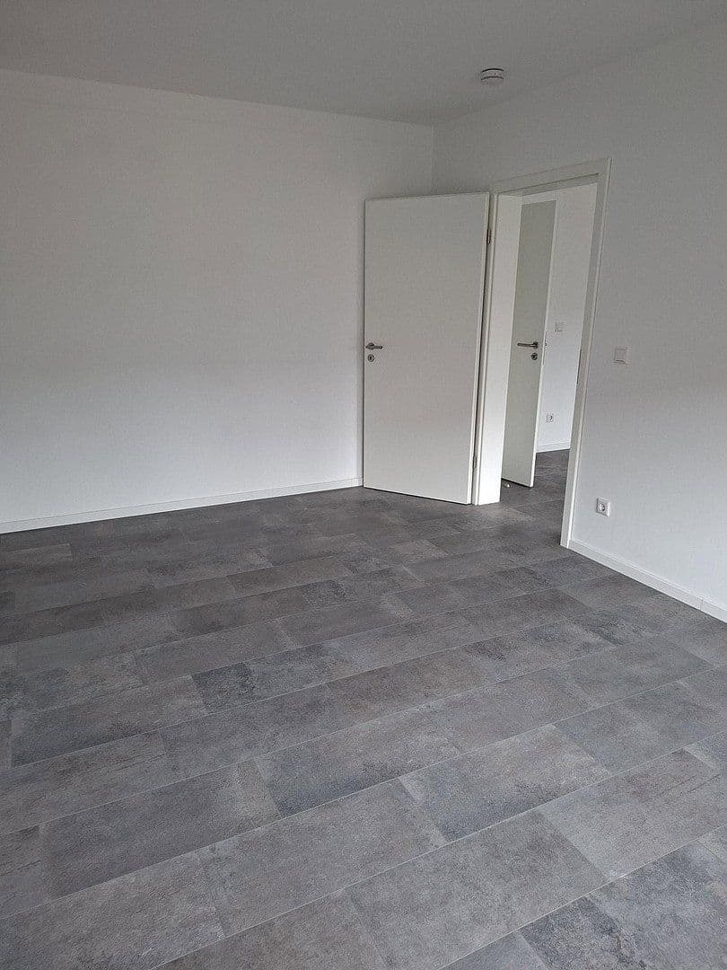 Prenájom bytu 2-izbový 55 m², Darmstadt, Hesensko Prenájom bytu 2-izbový 55 m², Darmstadt, Hesensko