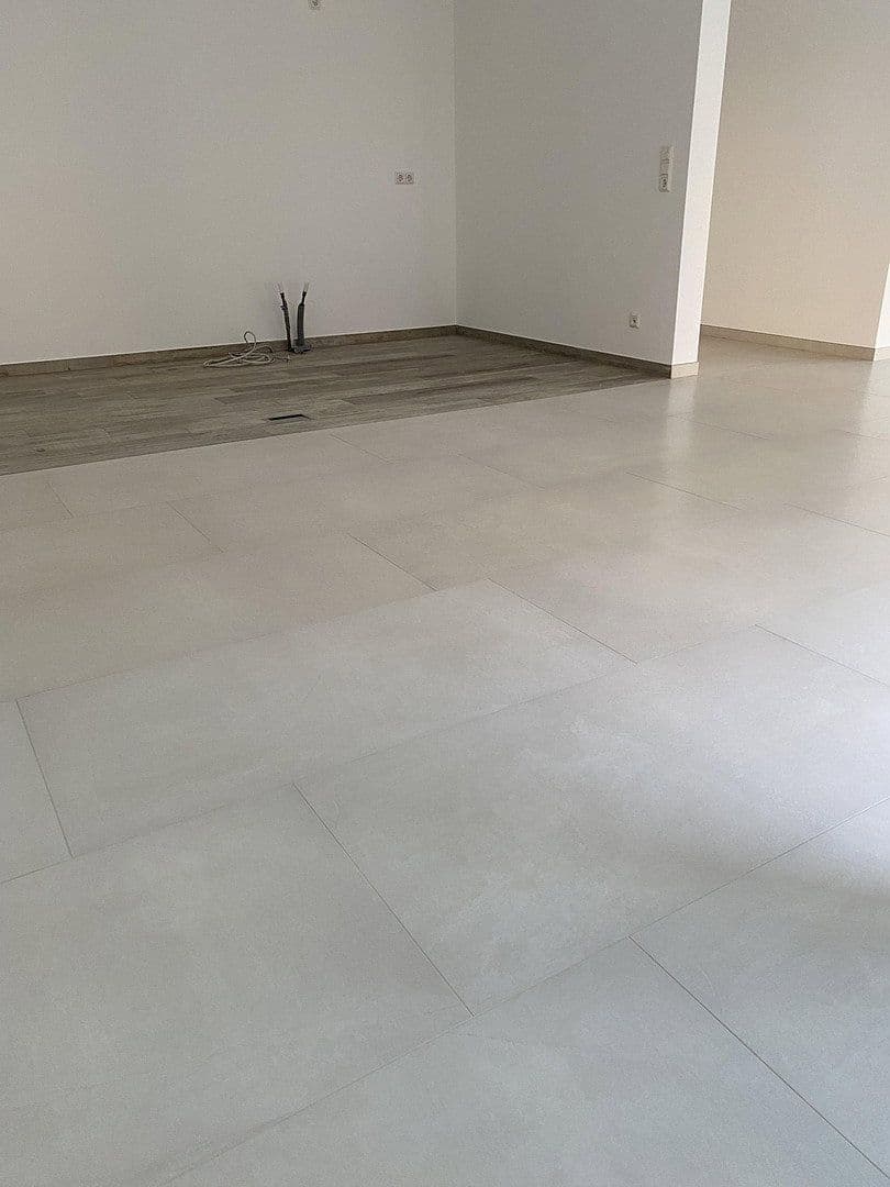 Predaj bytu 3-izbový 115 m², Hannover, Dolné Sasko Predaj bytu 3-izbový 115 m², Hannover, Dolné Sasko