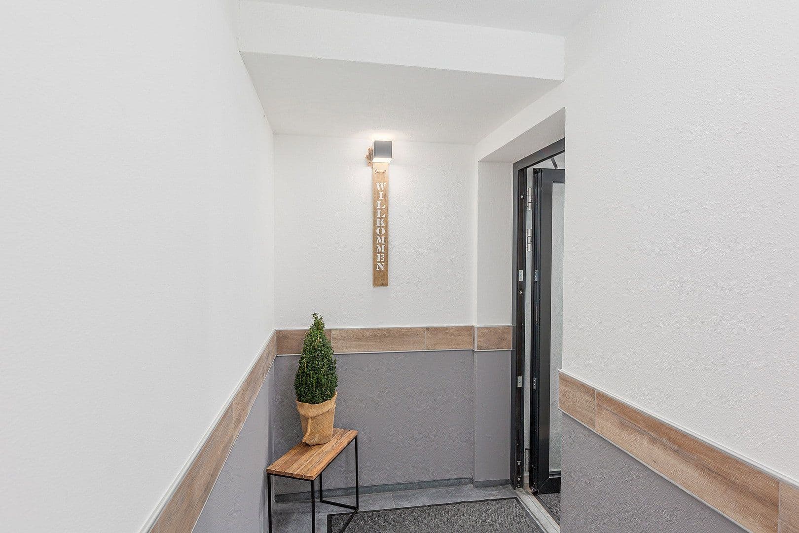 Prenájom bytu 2-izbový 45 m², Ezanvillestr. 14, Heidelberg, Bádensko-Wurttembersko Prenájom bytu 2-izbový 45 m², Ezanvillestr. 14, Heidelberg, Bádensko-Wurttembersko