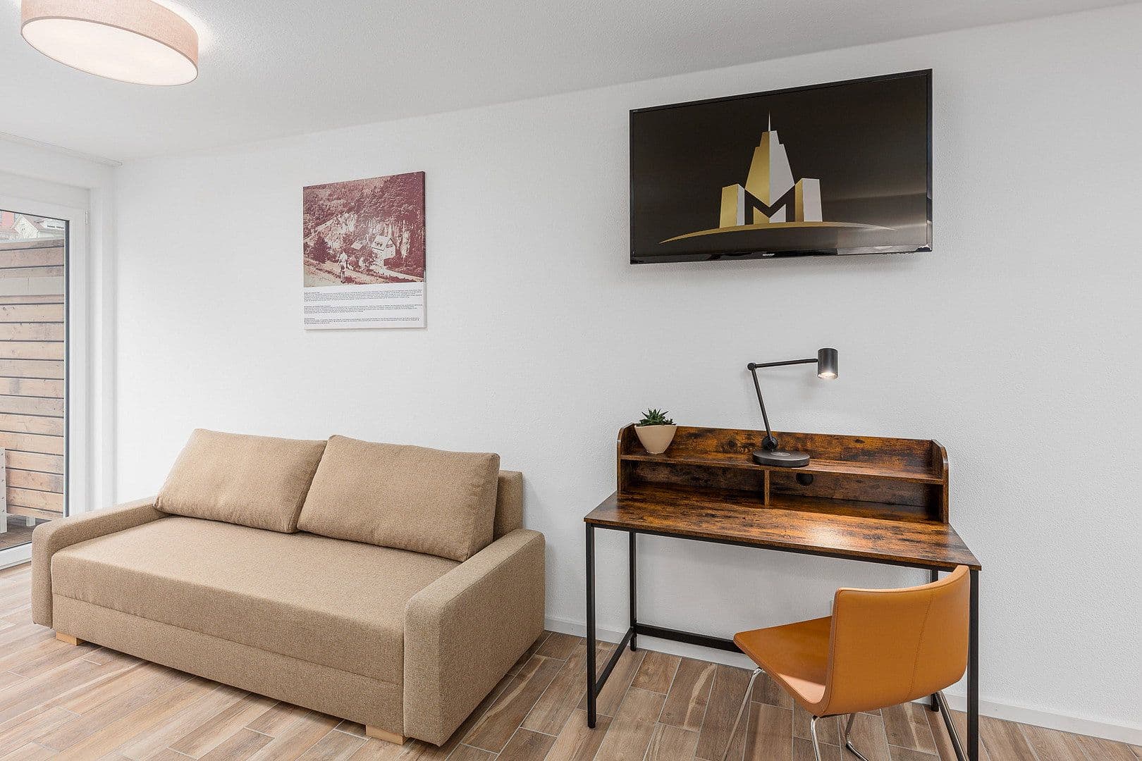 Prenájom bytu 2-izbový 45 m², Ezanvillestr. 14, Heidelberg, Bádensko-Wurttembersko Prenájom bytu 2-izbový 45 m², Ezanvillestr. 14, Heidelberg, Bádensko-Wurttembersko