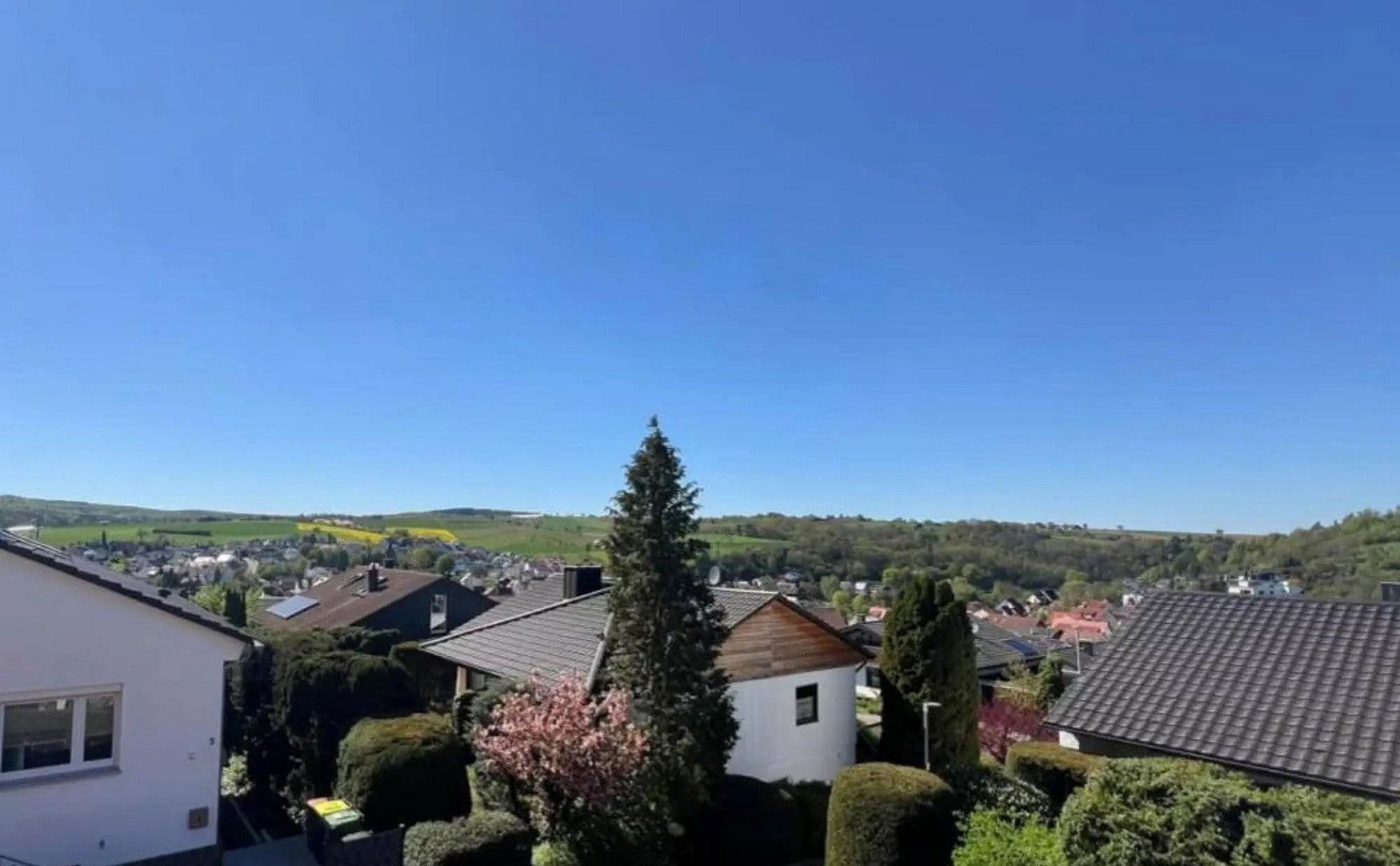 Prenájom bytu 2-izbový 84 m², Eberdingen, Bádensko-Wurttembersko Prenájom bytu 2-izbový 84 m², Eberdingen, Bádensko-Wurttembersko