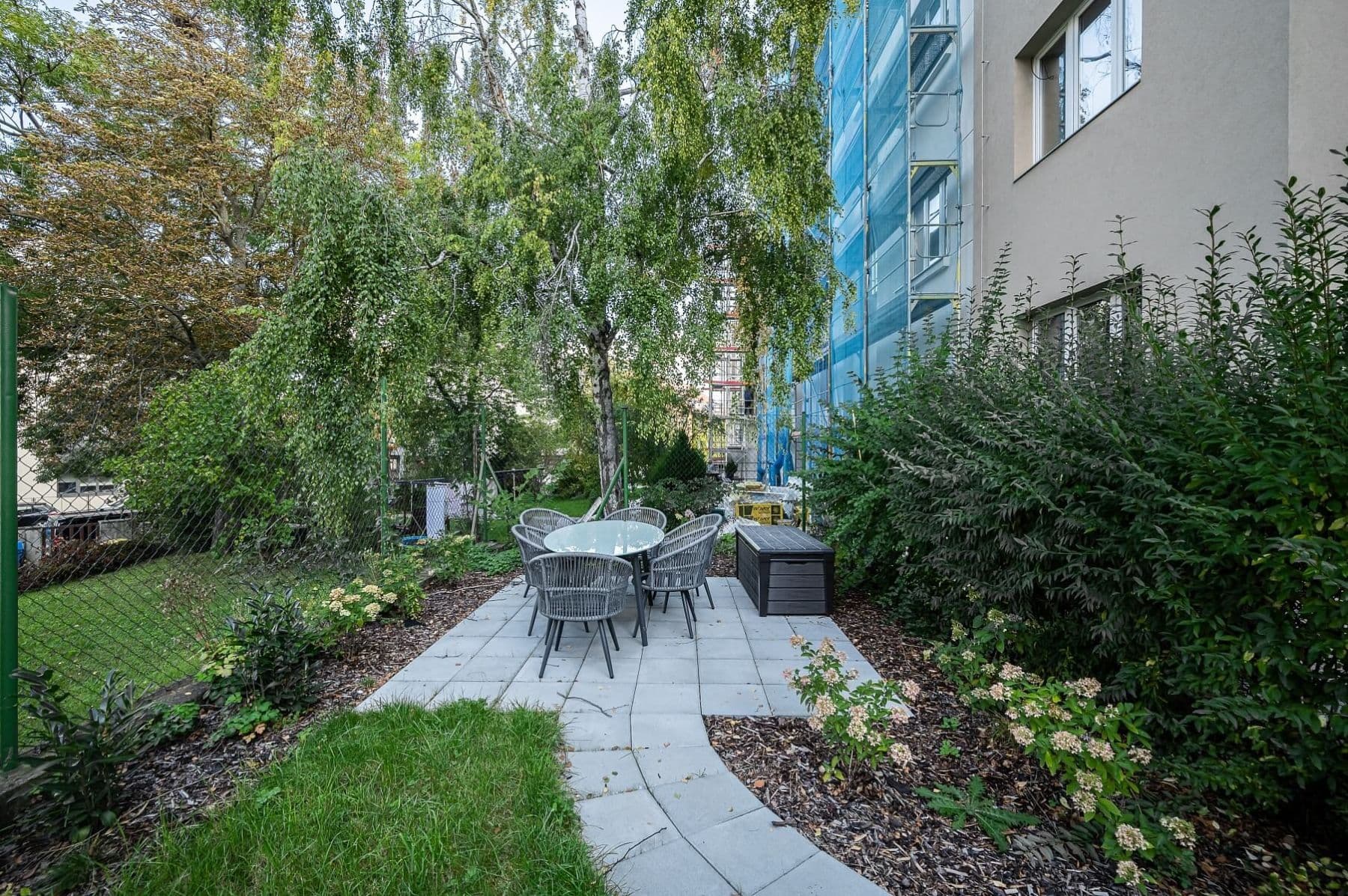 Prenájom bytu 2-izbový 43 m², Myslbekova, Praha, Praha Prenájom bytu 2-izbový 43 m², Myslbekova, Praha, Praha
