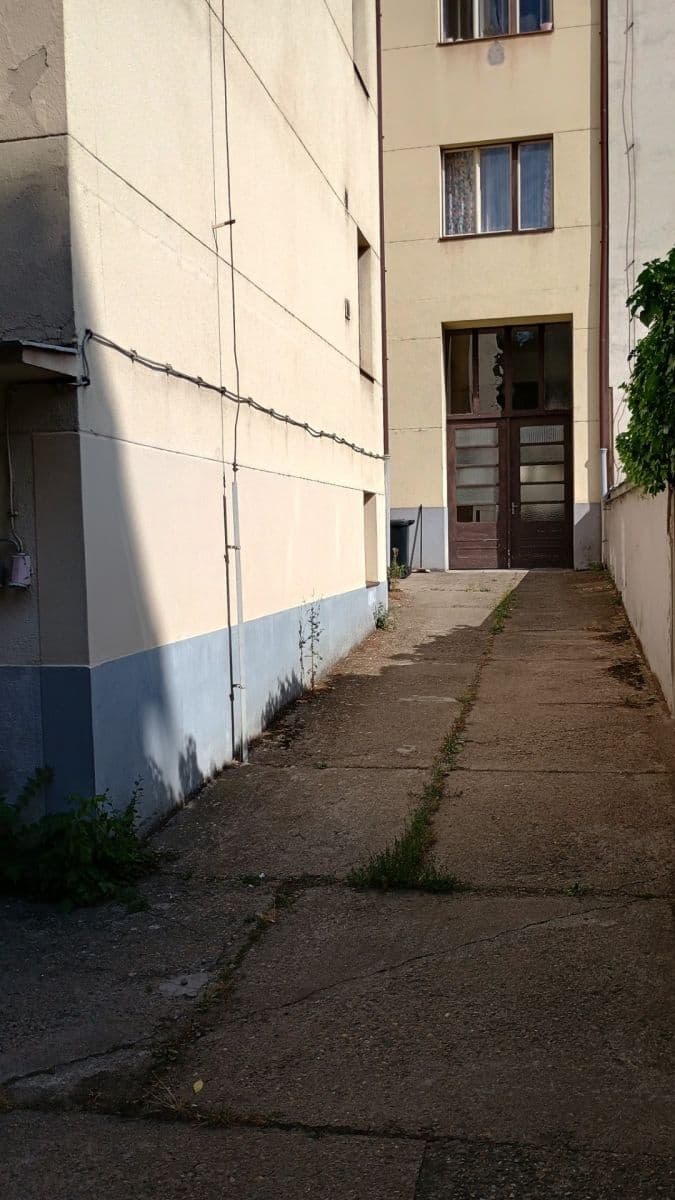 Prenájom garáže 20 m², Praha, Praha Prenájom garáže 20 m², Praha, Praha